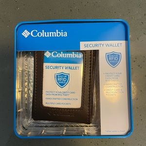Columbia wallet